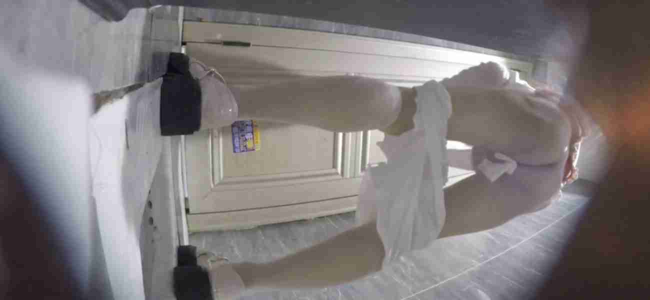 这年头上个厕所都不安生 偷拍大神潜入夜总会KTV女厕所偷拍视频流出!