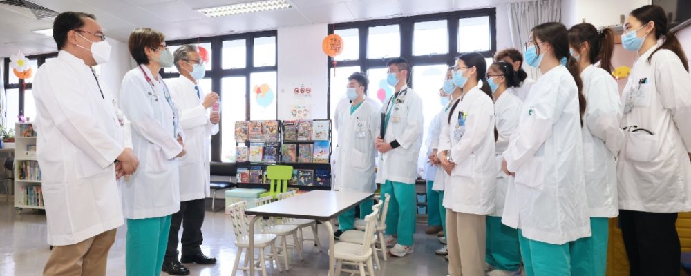 无底线医生伪科普 跨科擦边发暗广推销药 流量背后的利益生意