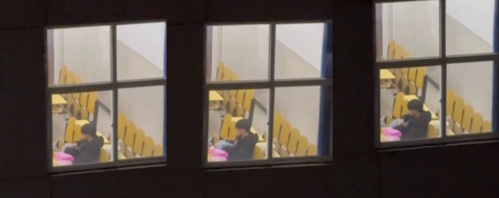 我为少年口大屌 少女毁我处男身 石家庄工程学院教室中小情侣口交过程被偷拍流出