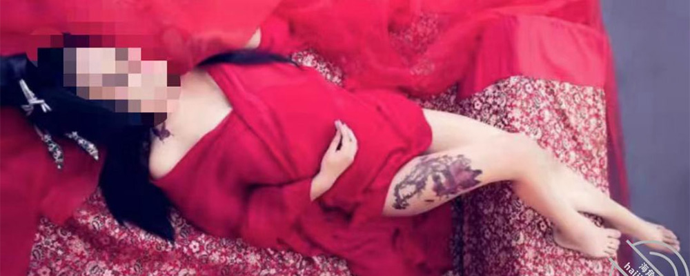 海角社区精品付费帖子《一家人的幸福生活》我和妈妈姐姐的同居快乐生活(2)(持续更新)