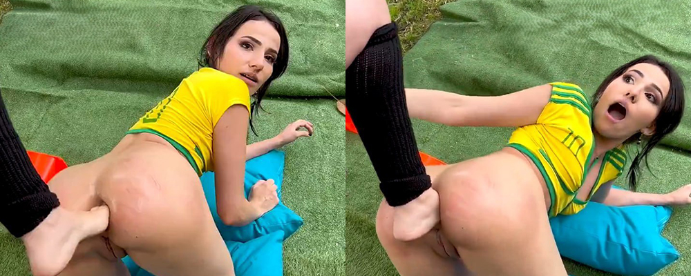 球场上演群p挑战赛 运动员们粗暴对待女主屁眼 黄金左脚直接贯穿肛门