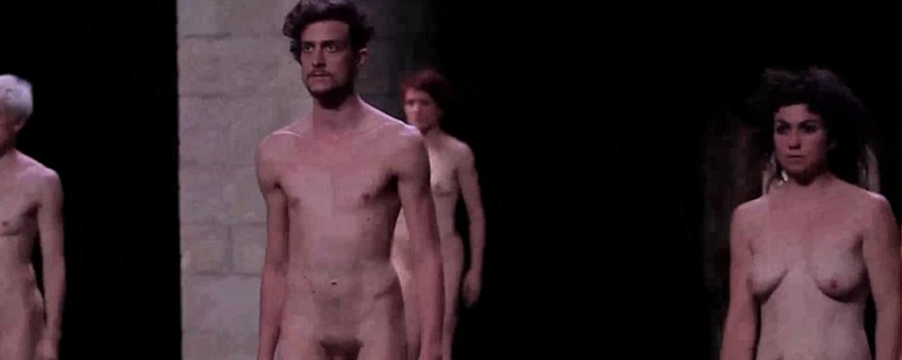 法国最震撼的裸体舞蹈神作表演   男女之间展示出野人般的疯狂  以身体为媒介体现出骚贱摸样