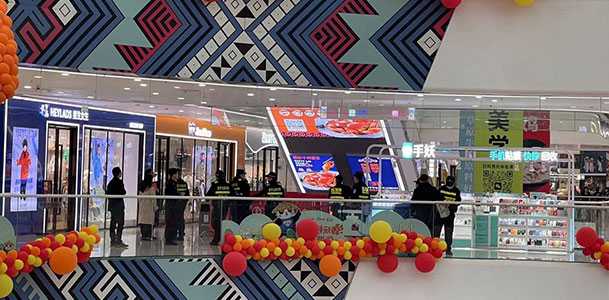 『热点追踪』突发事件!2 月 14 日中午 广西南宁万达茂 发生情杀命案!