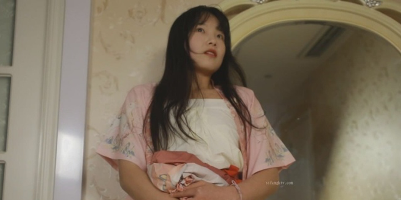 『你是处女吗 怎么证明 』粉嫩艺校美女被假经纪人套路 为通过竟主动掰开鲍鱼证明!