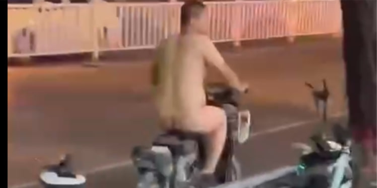 『这就是咋们山东人的精神』山东聊城“神秘裸体男”再现!以一己之力冲上热搜的男人 !