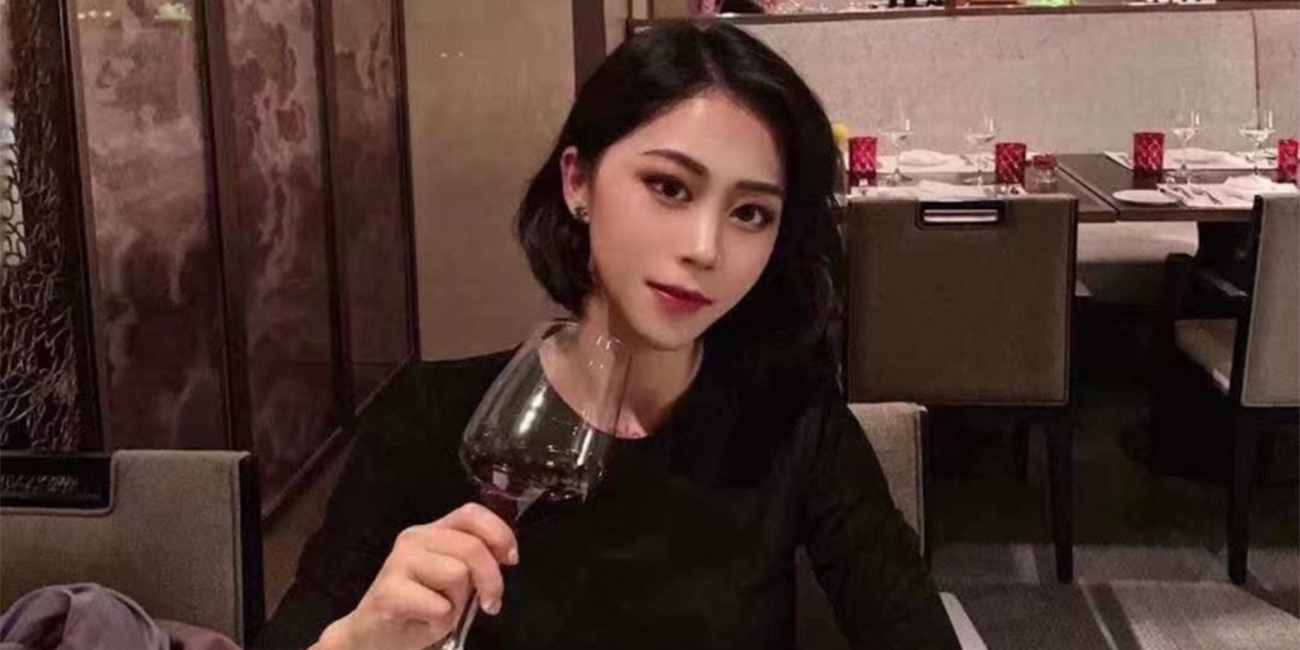 【微博千万大网红 真实身份竟然是~~~】微密圈最火女网红张老师 惨遭人肉开盒 真实身份曝光流出!!!