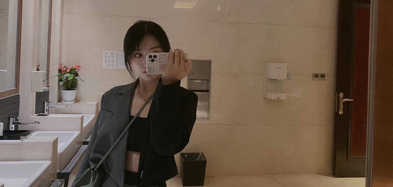 『911独家爆料』郑州美甲店老板娘『李佳佳』线下约炮网友视频遭曝光!淫叫声如同母狗发春一般!