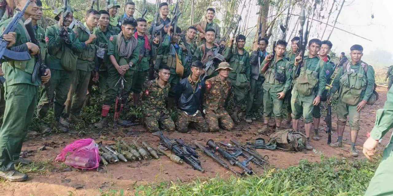 缅甸电诈公然发动政变!腊戌至清水河、腊戌至木姐禁止通行 现场武装伤亡惨重血流成河